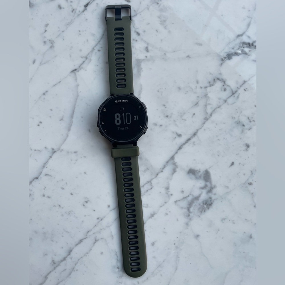 Garmin Forerunner 235